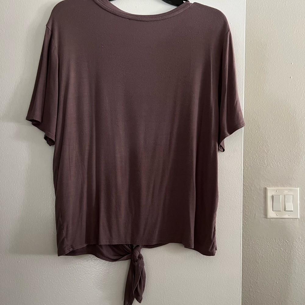Soft Light Tee - Picture 2 of 3